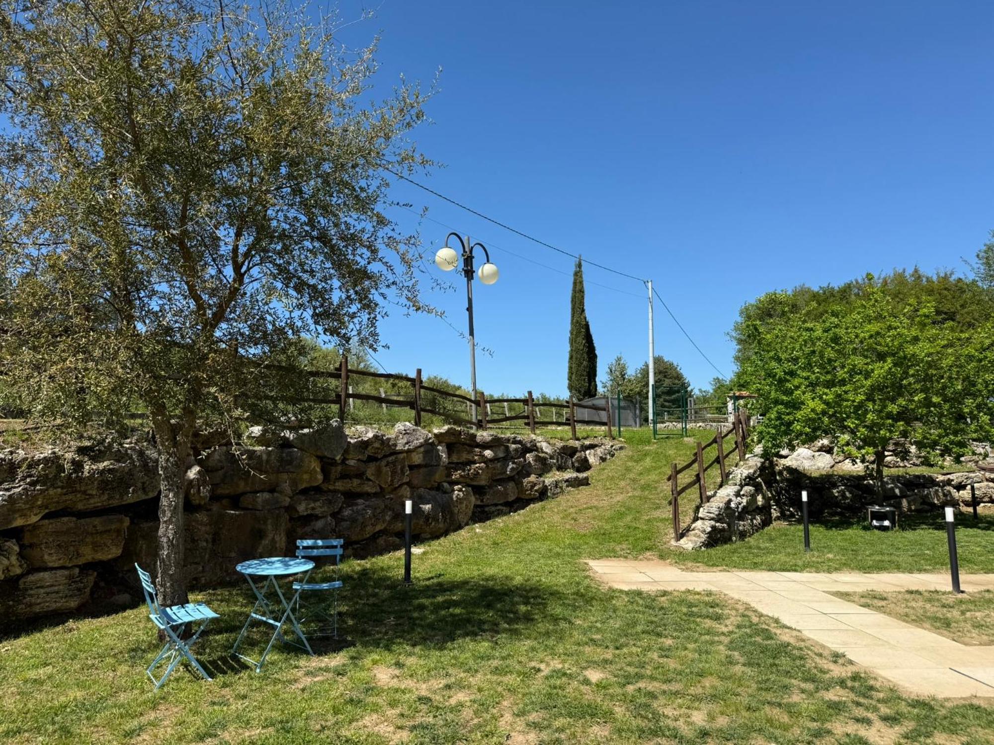 Mova Appartamenti Vacanze Bagni San Filippo Exterior photo